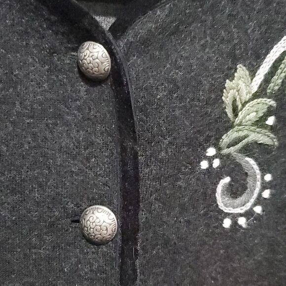 Icelandic Design 100% Wool Embroidered Sweater with Velvet Border Size XXL - Picture 7 of 12